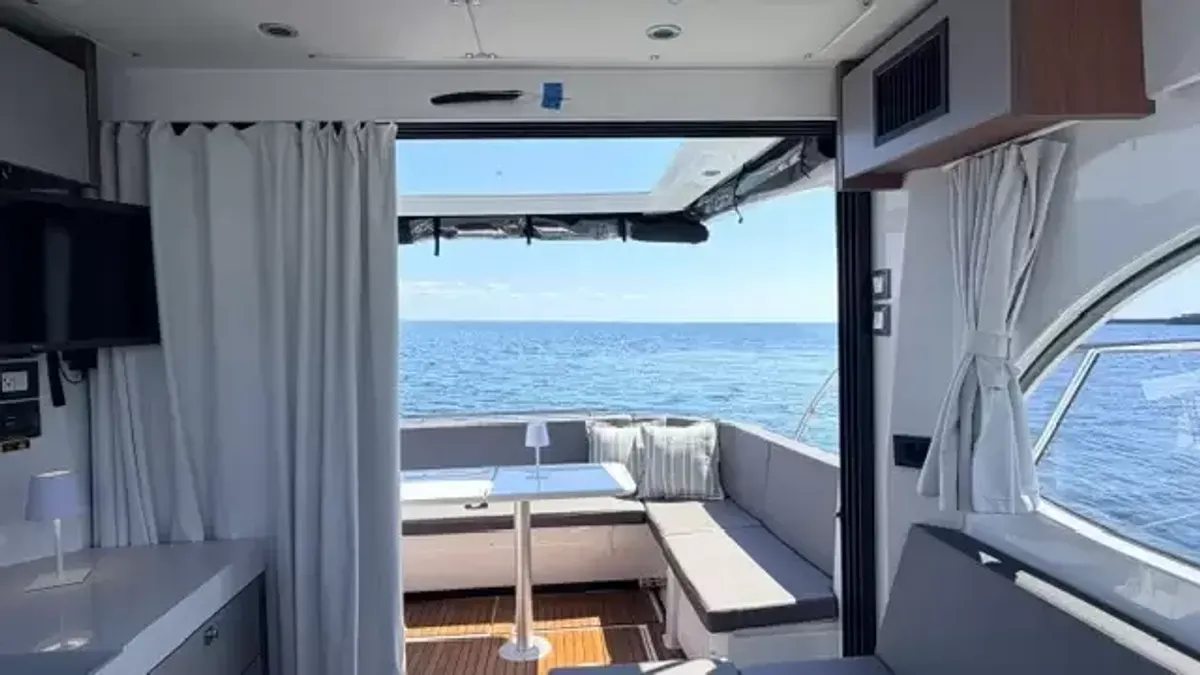 dummy-boat-img