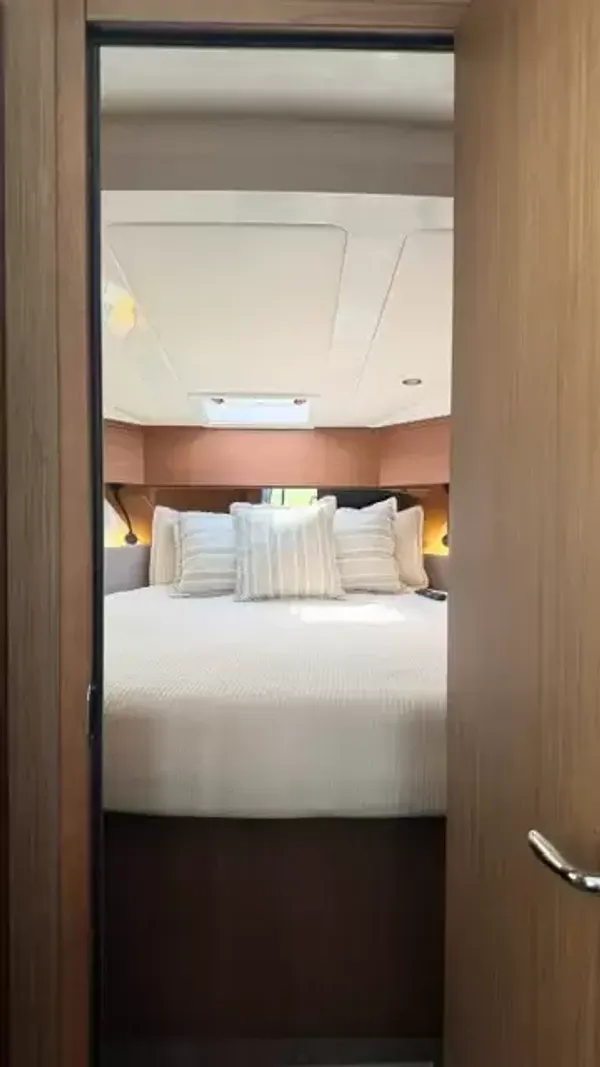 Beneteau Antares 11 Coupe 2025-37