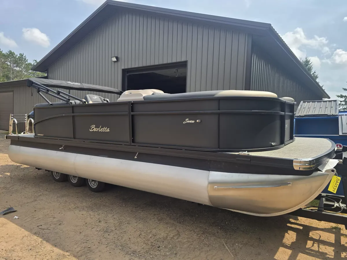 boat-carouselImage-image