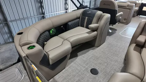 2027 Barletta Lusso 23QCSS-61