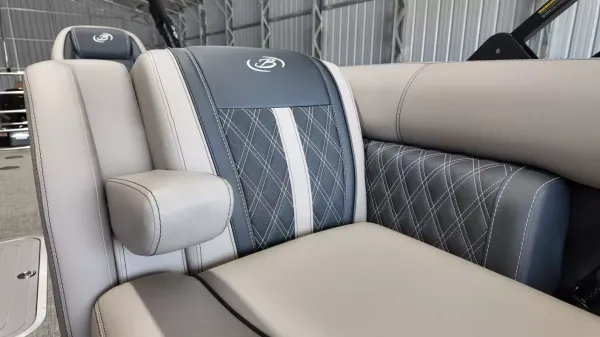 2027 Barletta Lusso 23QCSS-26