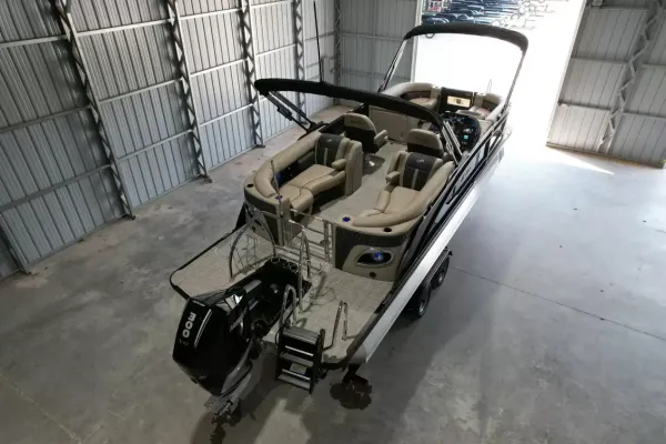 2027 Barletta Lusso 23QCSS-6