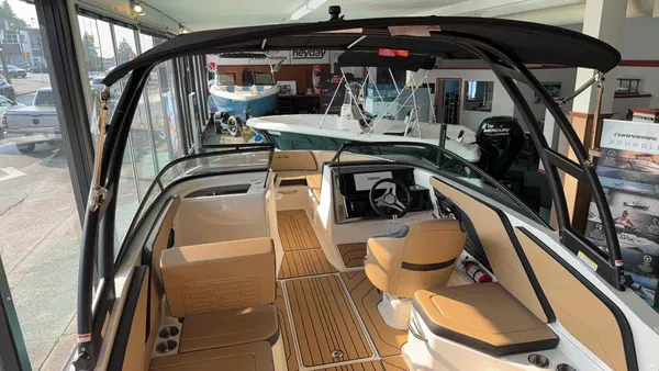 2027 Sea Ray 210 SPO-9