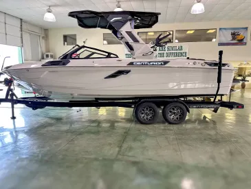 2026 Centurion RI245  -6