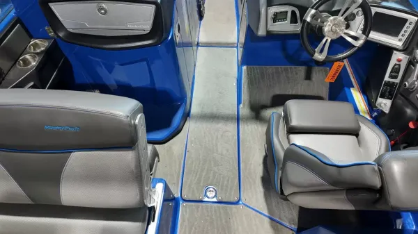 2016 Mastercraft X26-42