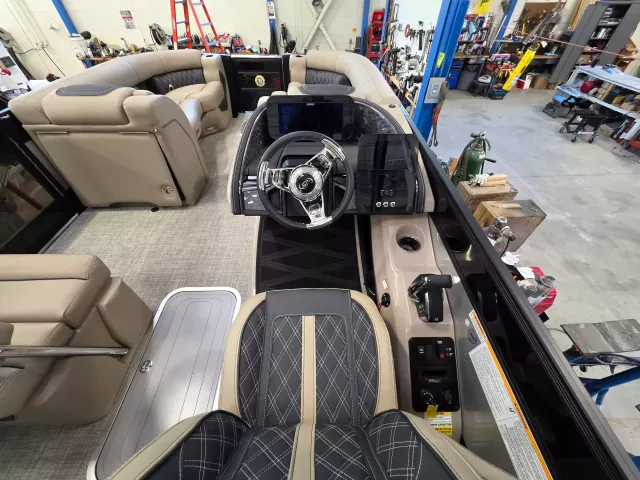 Boat Thumbnail 13
