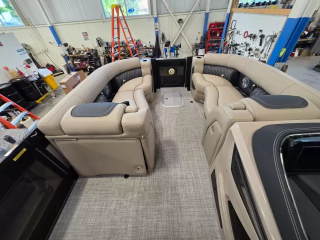 Boat Thumbnail 23