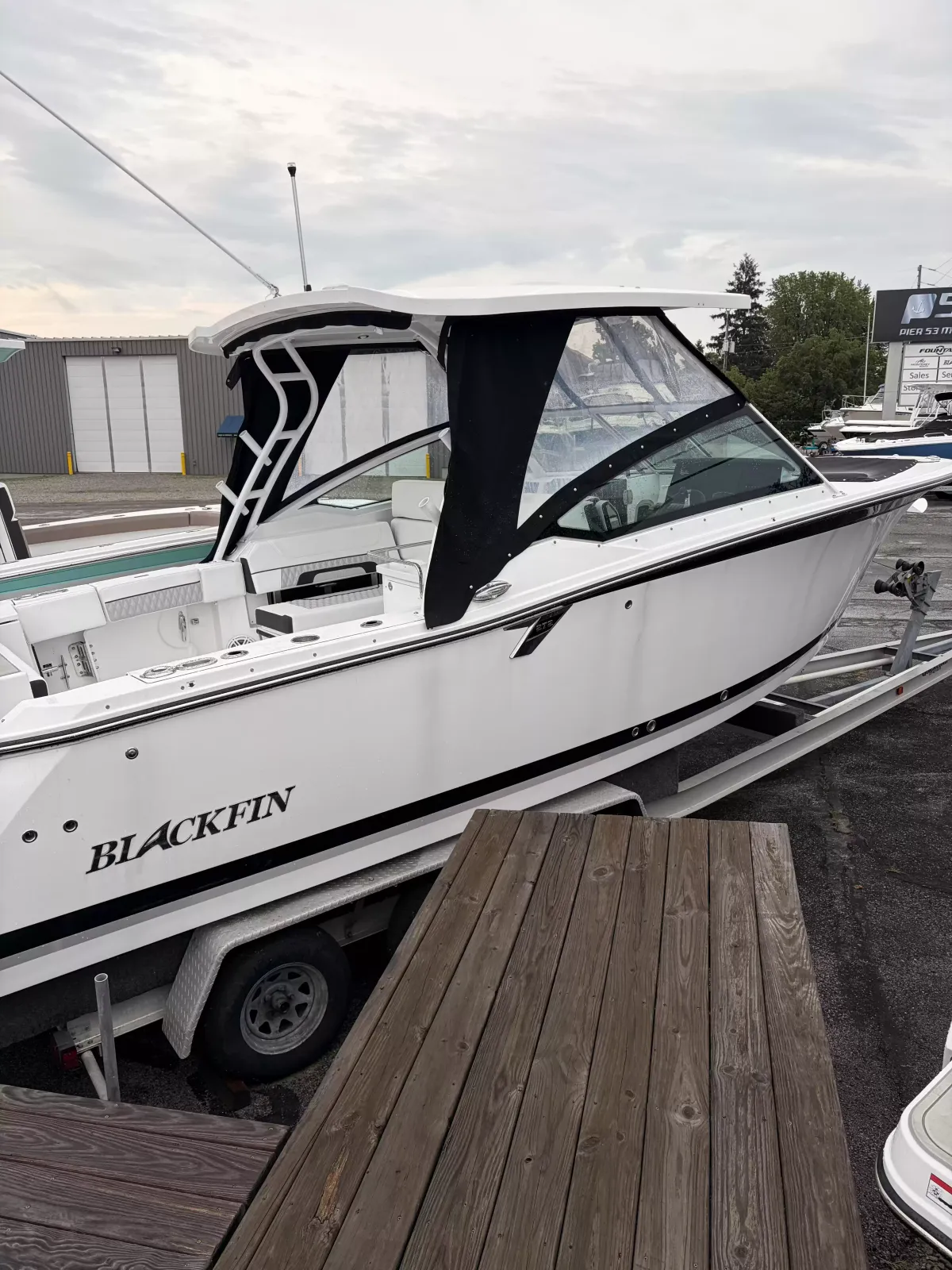 dummy-boat-img