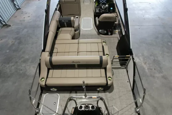 2027 Barletta Lusso 23UA-70