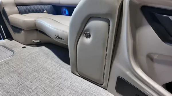 2027 Barletta Lusso 23UA-32