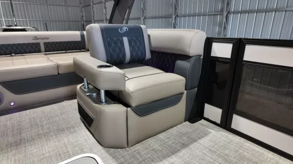 2027 Barletta Lusso 23UA-55