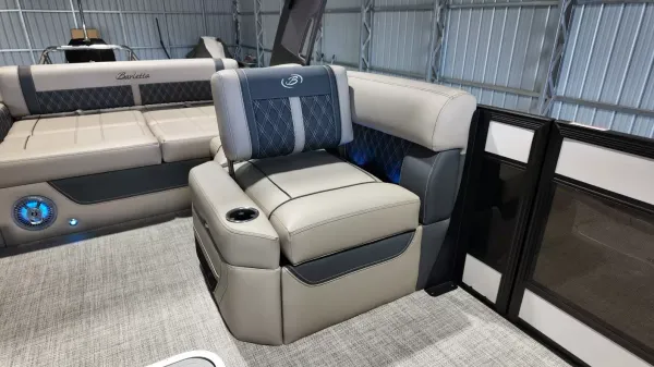 2027 Barletta Lusso 23UA-51