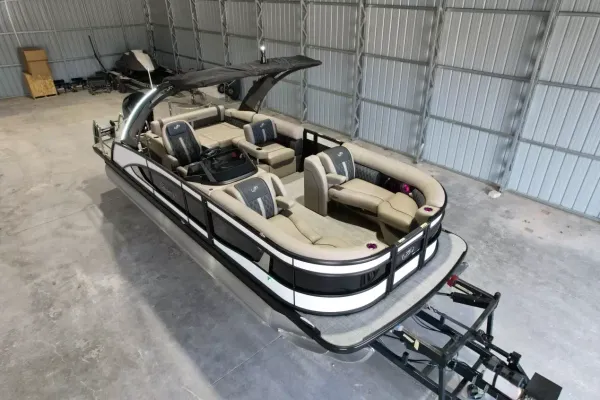 2027 Barletta Lusso 23UA-18