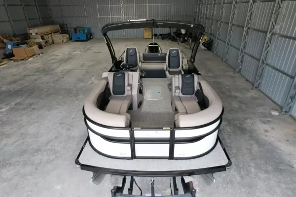 2027 Barletta Cabrio 22UC-17