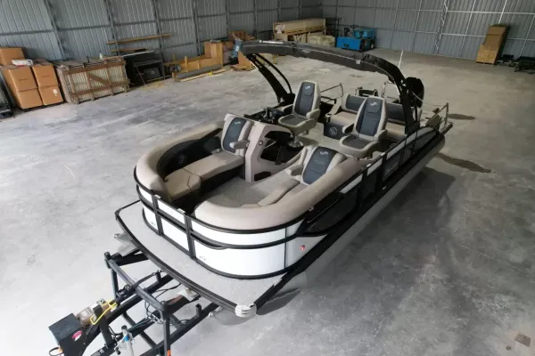 2027 Barletta Cabrio 22UC-15