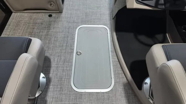 2027 Barletta Cabrio 22UC-34