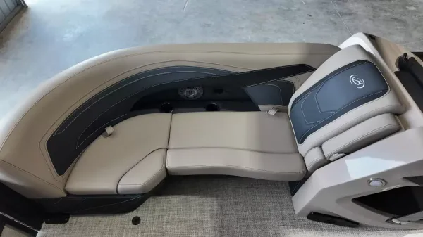 2027 Barletta Cabrio 22UC-27