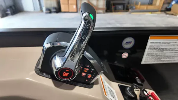 2027 Barletta Cabrio 22UC-44