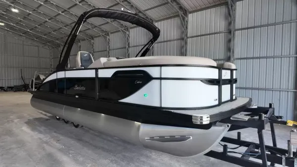 2027 Barletta Cabrio 22UC-18
