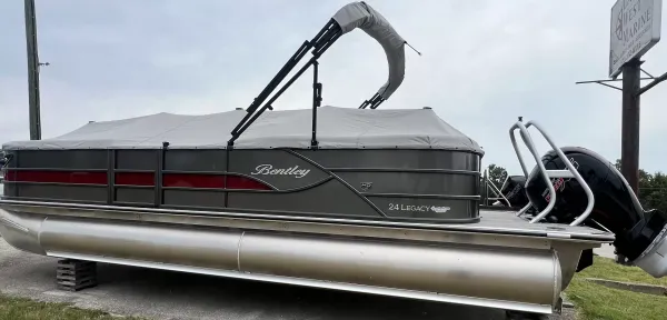 2026 Bentley Legacy 243 Navigator-1