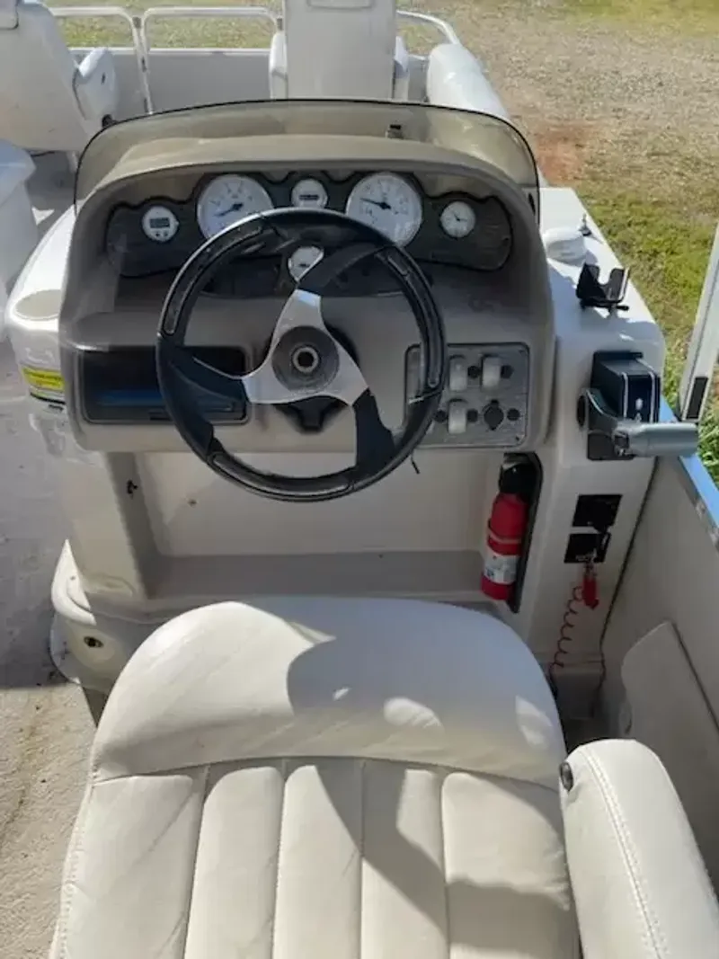 2005 PREIMIER 230 PTX