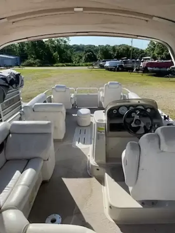 2005 PREIMIER 230 PTX-2