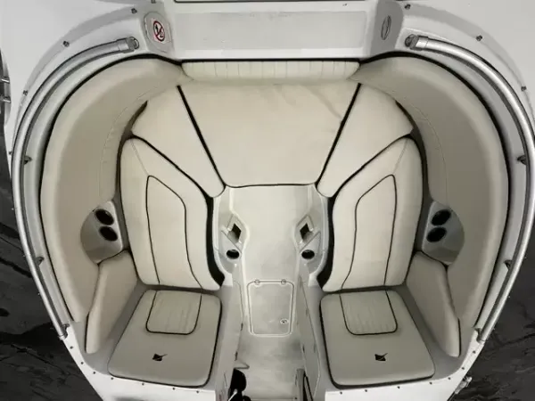 Stingray 231 Dual Console 2021-14