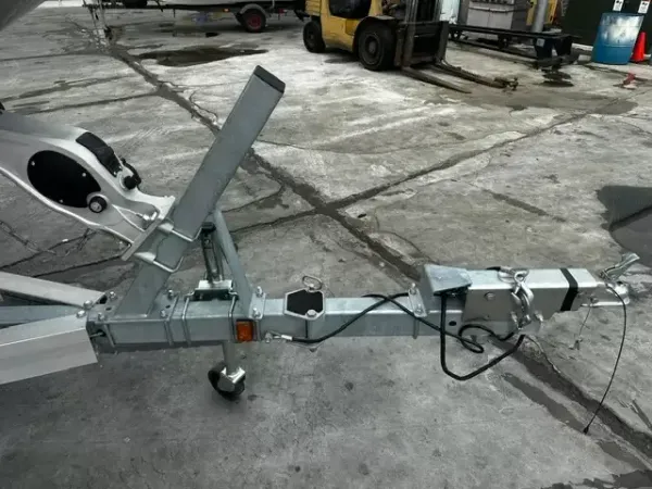 Stingray 231 Dual Console 2021-19
