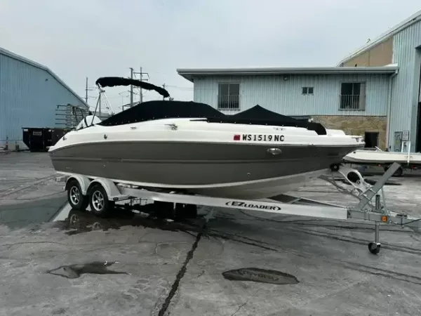 Stingray 231 Dual Console 2021-21