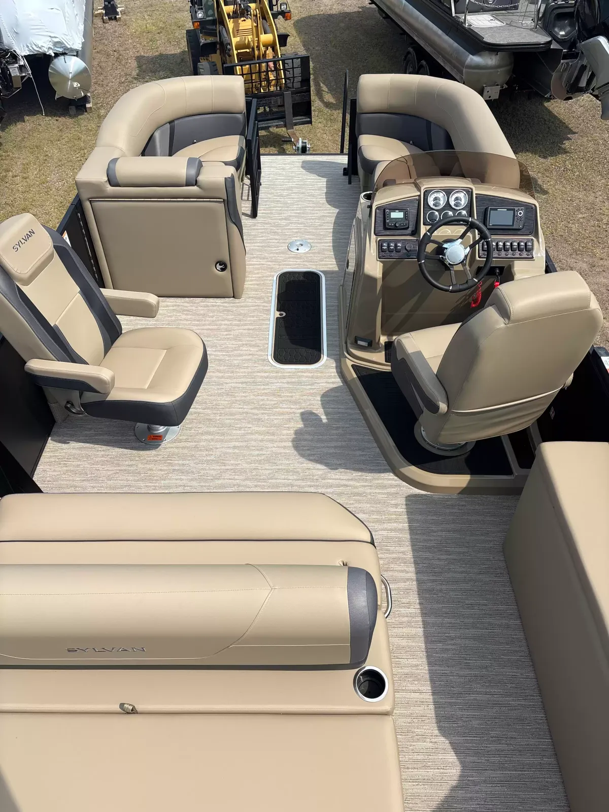 boat-carouselImage-image