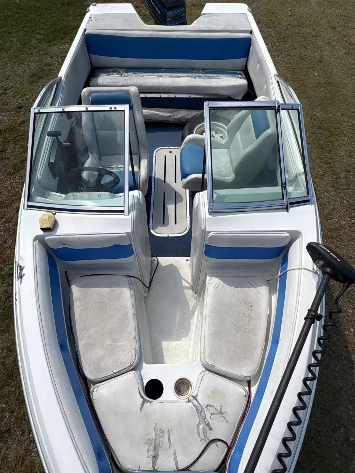 boat-carouselImage-image
