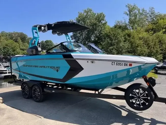 2020 Nautique G23