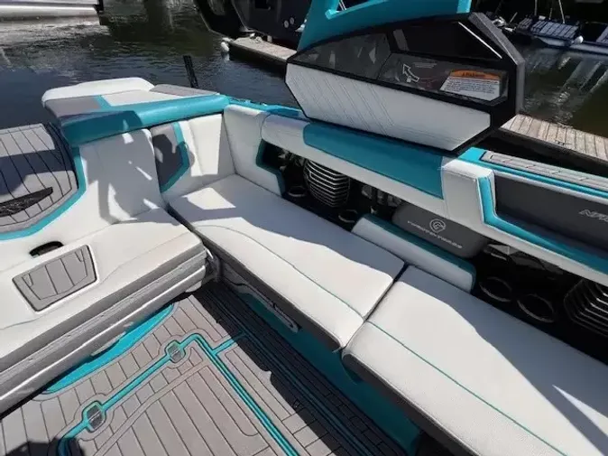 2020 Nautique G23