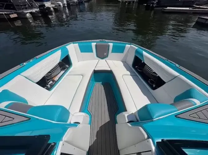 2020 Nautique G23