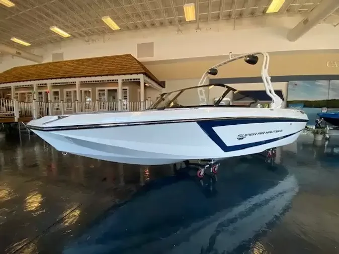 2021 Nautique GS22E