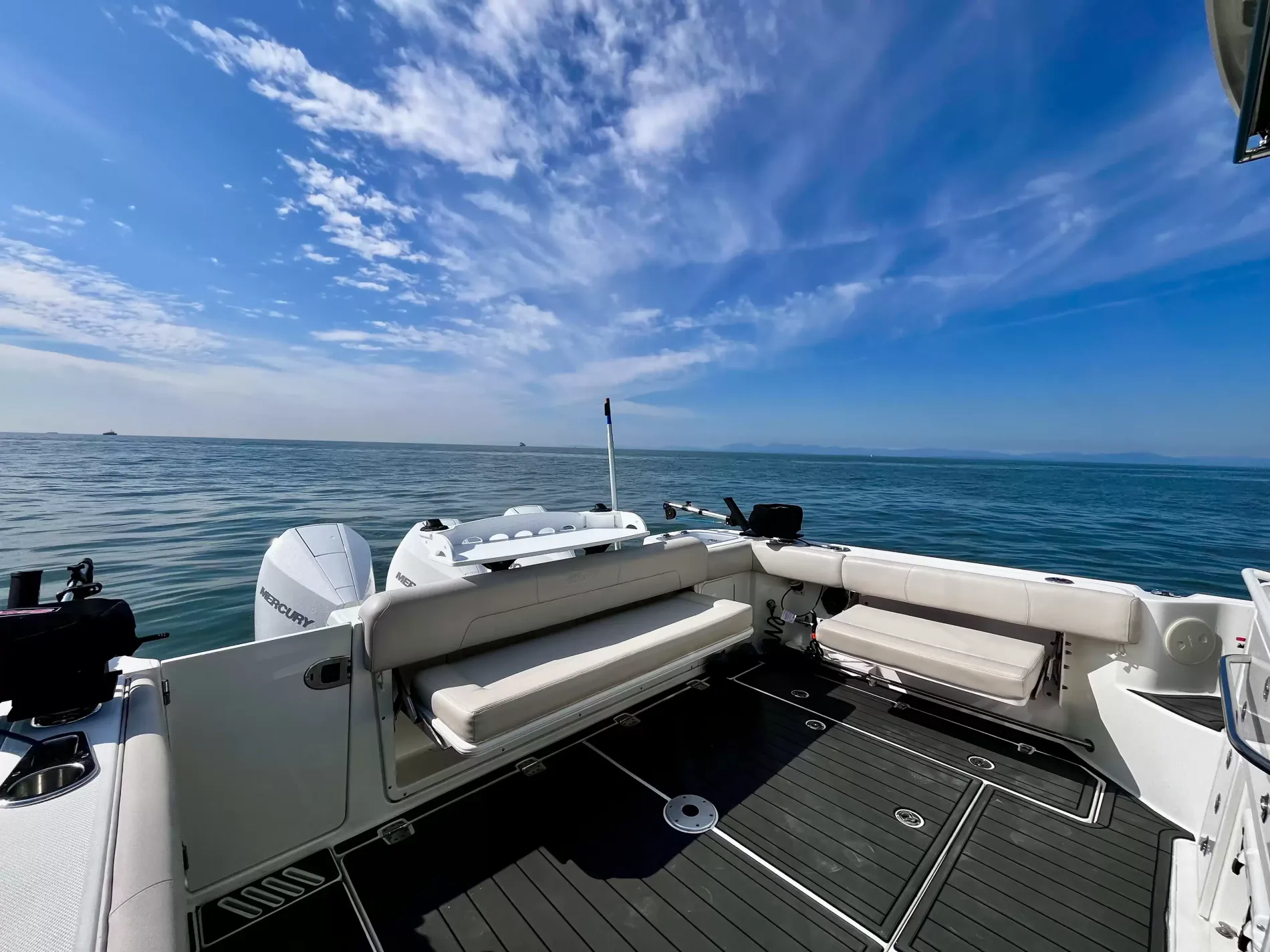 Pre-Owned 2018 Boston whaler 345 Pilothouse for Sale | Vancouver, BC | M&P Yacht Centre | 6a7bf7007b423383bf0c4788