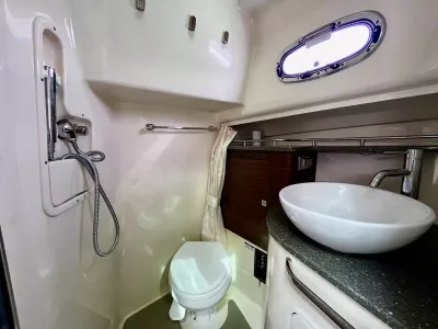Pre-Owned 2018 Boston whaler 345 Pilothouse for Sale | Vancouver, BC | M&P Yacht Centre | 6a7bf7007b423383bf0c4788