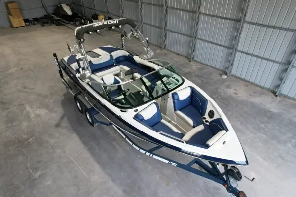 2015 Mastercraft X30-19