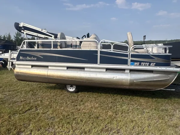 2014 Misty Harbor 1680FC0