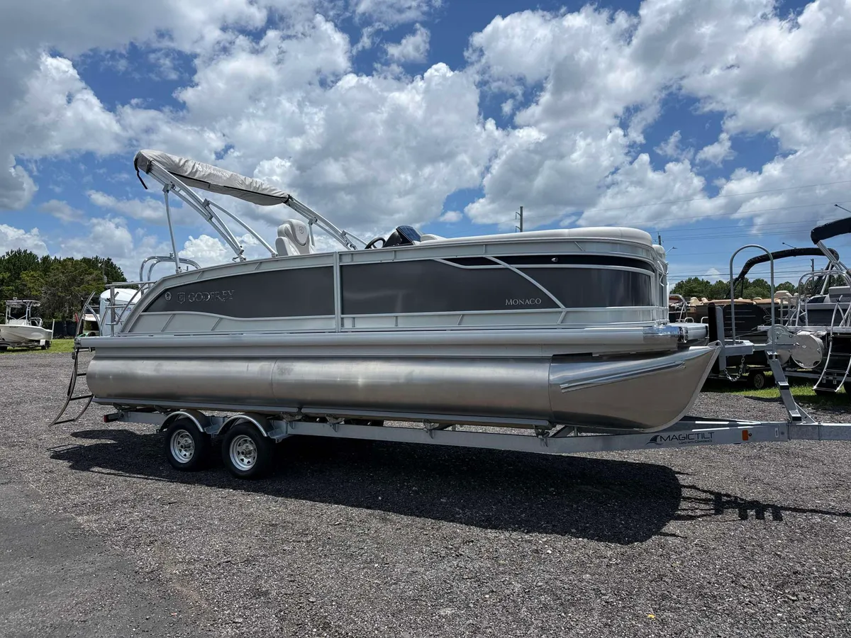 2027 Monaco 235SFL