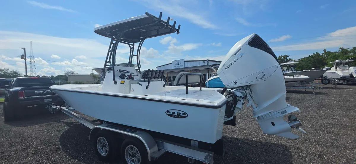 2027 Cape horn 23 CAPE BAY