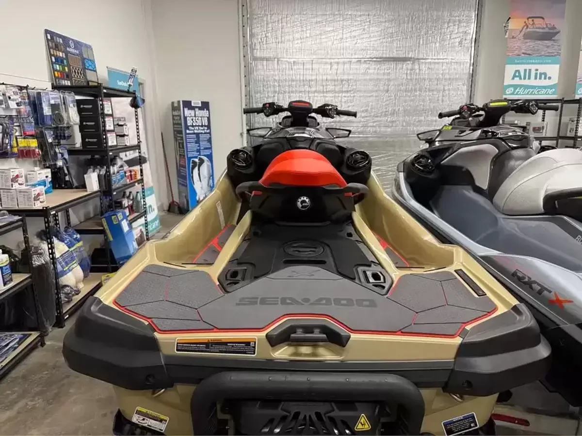 2025 Seadoo RXT-X 325