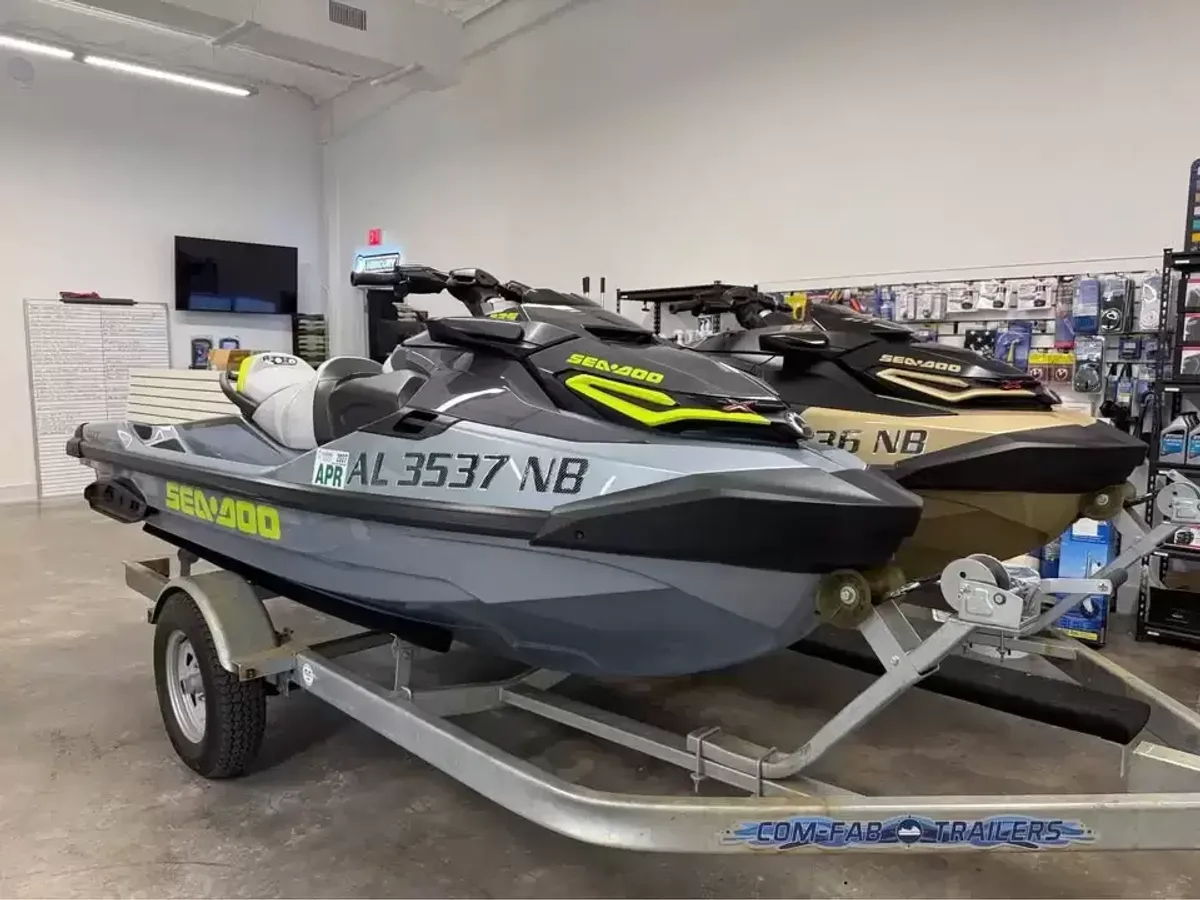 2025 Seadoo RXT-X 325