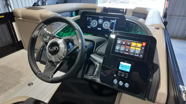 2027 Barletta Lusso 25UC-48