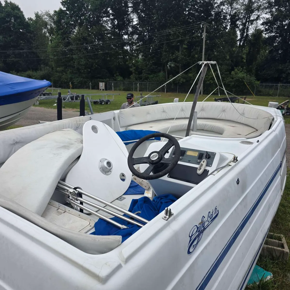 dummy-boat-img