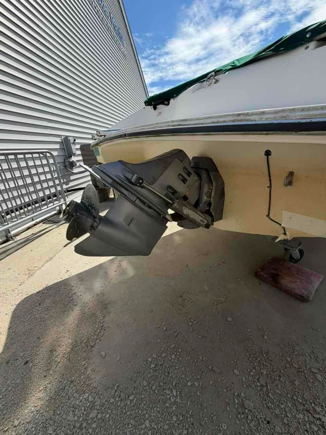 dummy-boat-img