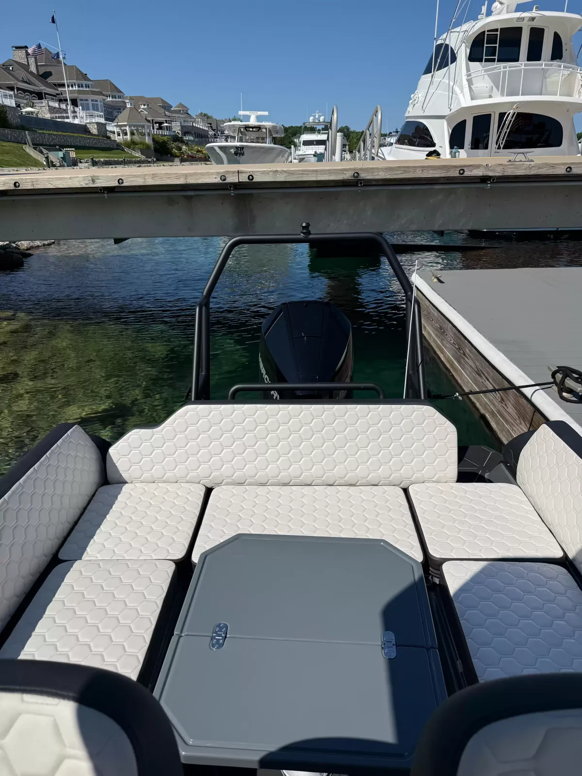 dummy-boat-img
