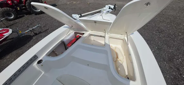 2019 Robn0100f819 226 CAYMAN