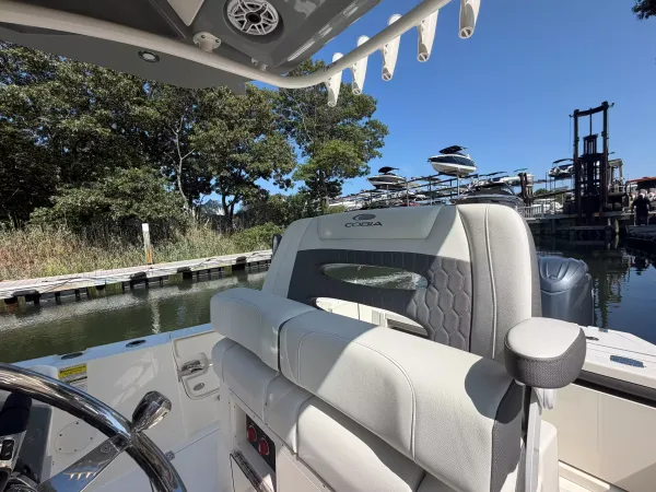 2026 Cobia 245 CC detail image 9