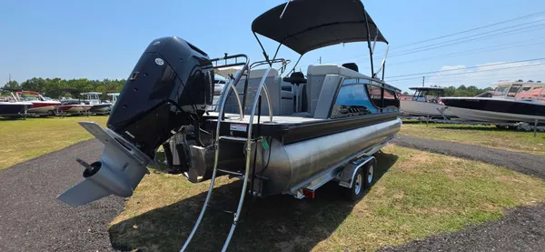 2024 Godfrey 2500ULC